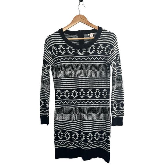 Exhiliration Black/White Geo‎ Print Sweater Dress Medium - Picture 1 of 9
